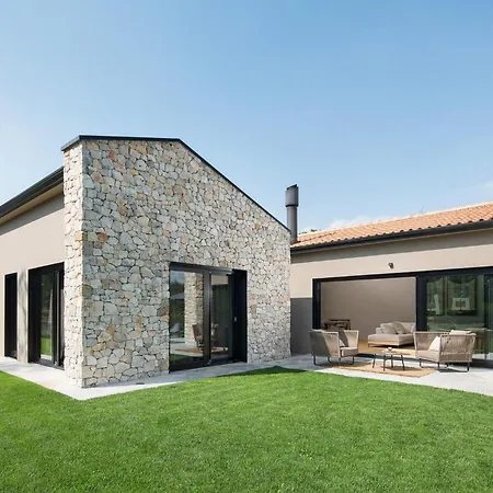 Ulmus Holiday home